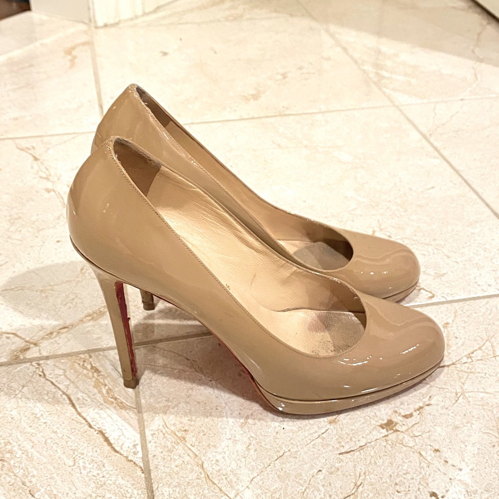 Christian Louboutin Beige Nude Patent Leather New Simple 100 Platform Pumps